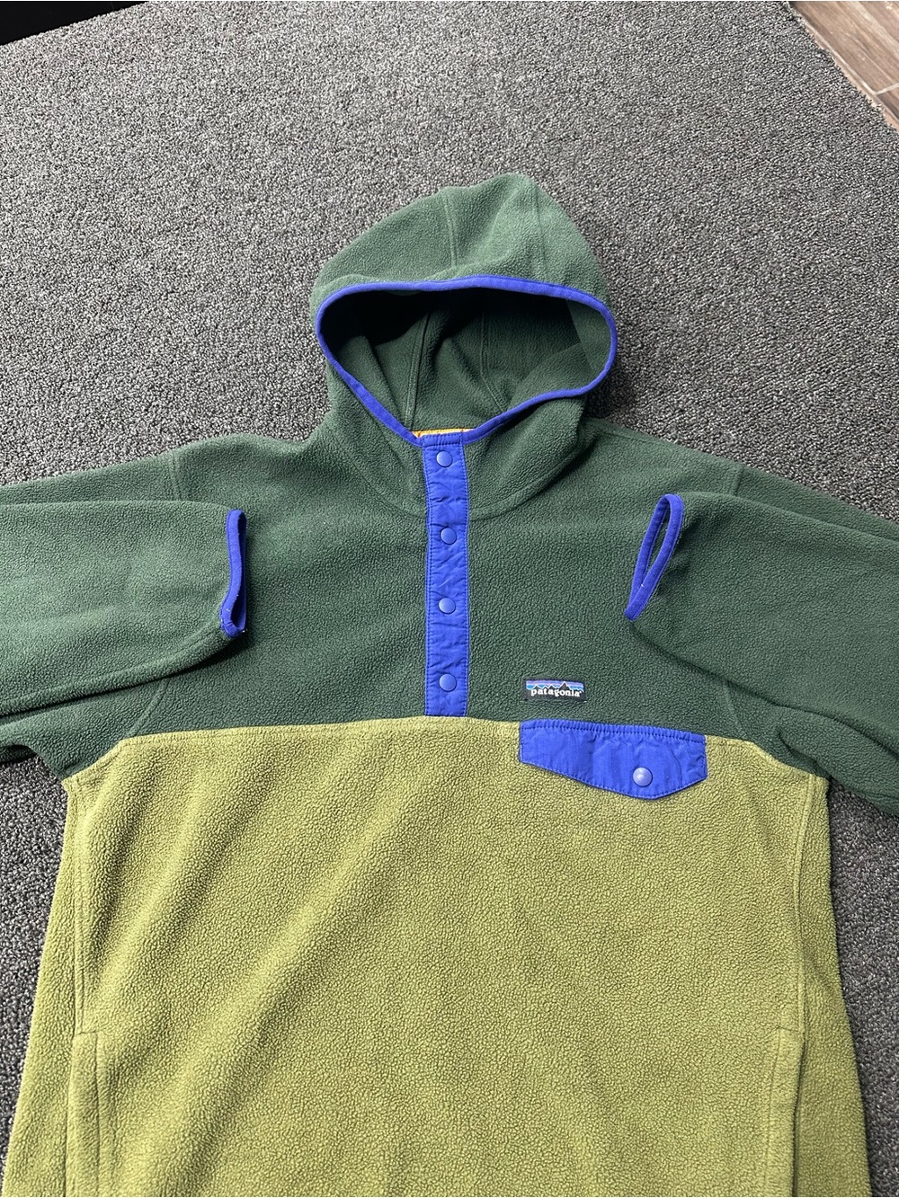 Patagonia Synchilla T Snap Hoodie Fleece Jacket Mens M Green Colorblock STY25461